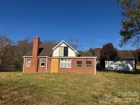 102 Ransom Rd, Clyde, NC 28721 photo 5