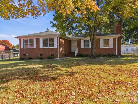 610 Lancer Nw Ct NW, Concord, NC 28027