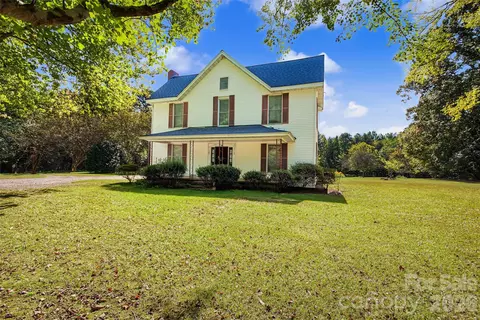 211 Hill Haven Rd, Statesville, NC 28677