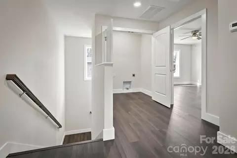 Entry Way - 192 Beacon Ave, Morganton, NC 28655 photo 2 of 2