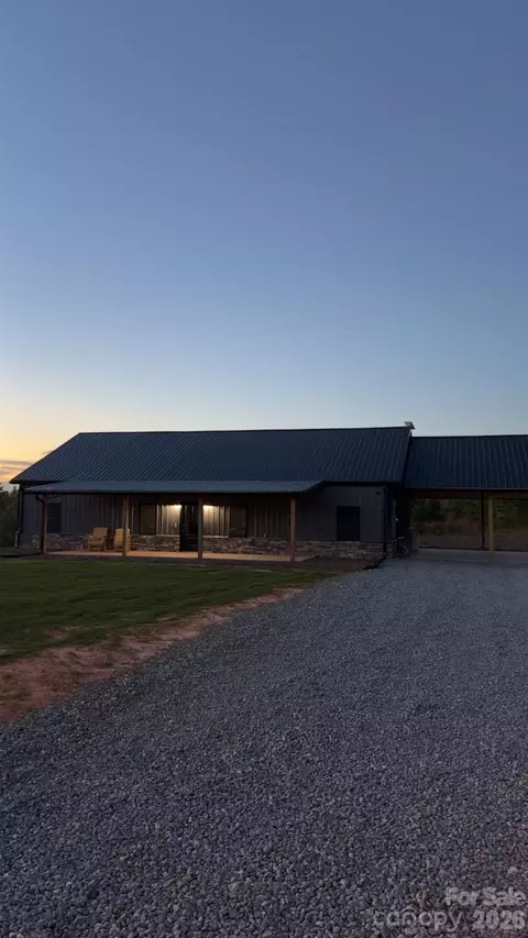 449 Jumping Deer Rd, Rutherfordton, NC 28139