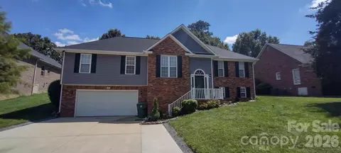 121 Bald Cypress Ln, Mooresville, NC 28115