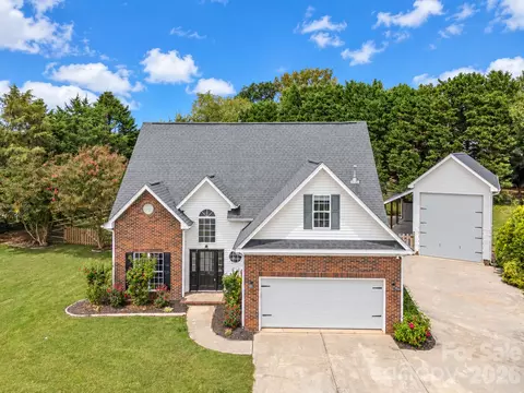 118 Breton Ct, Mooresville, NC 28117