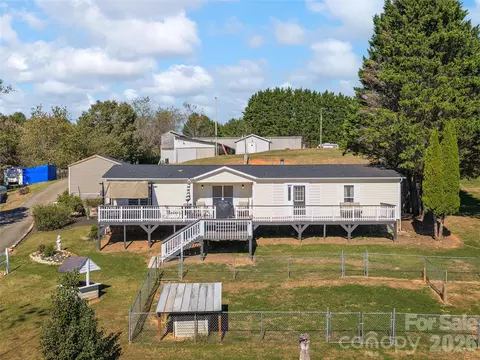 125 Goughes Branch Rd, Leicester, NC 28748