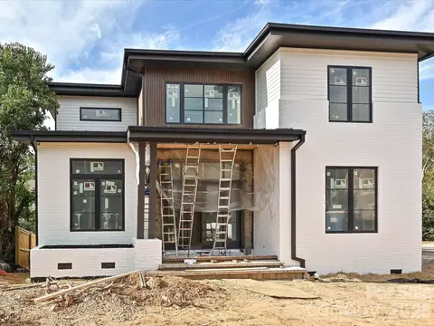 500 Melbourne Ct, Charlotte, NC 28209
