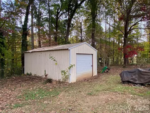 1737 Triangle Cir, Denver, NC 28037 photo 6
