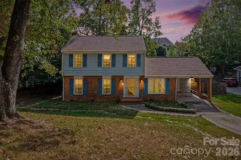 3940 Riverbend Rd, Charlotte, NC 28210