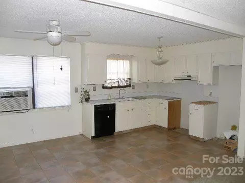 512 7th St, Spencer, NC 28159 photo 2