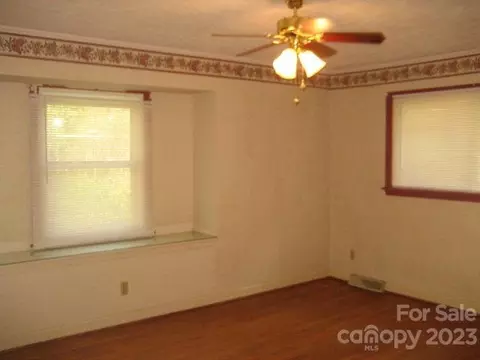 1217 Colonial Dr E, Salisbury, NC 28144 photo 9