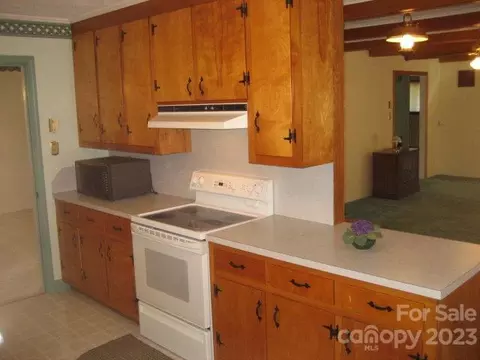 1217 Colonial Dr E, Salisbury, NC 28144 photo 8