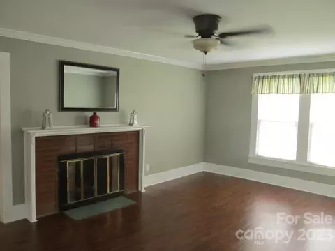 600 8th St, Spencer, NC 28159 photo 2