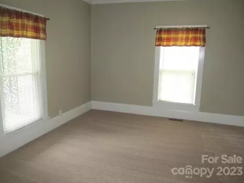 600 8th St, Spencer, NC 28159 photo 3