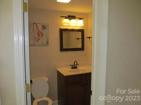600 8th St, Spencer, NC 28159 photo 11