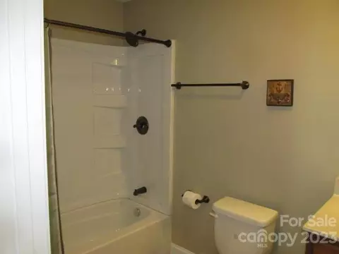 600 8th St, Spencer, NC 28159 photo 9