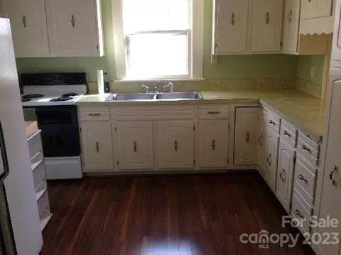 400 Mitchell Ave, Salisbury, NC 28144 photo 2