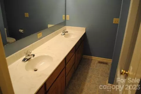 100 Five R, Salisbury, NC 28146 photo 7