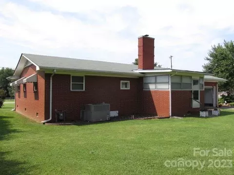 2070 E Ridge Rd, Salisbury, NC 28144 photo 2