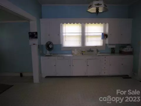 1005 Ebenezer Rd, Kannapolis, NC 28083 photo 5