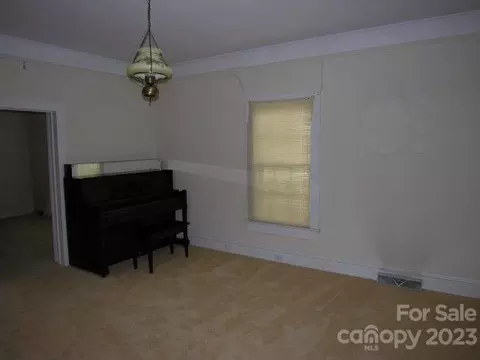 1005 Ebenezer Rd, Kannapolis, NC 28083 photo 2