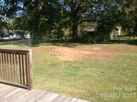 706 8th St, Spencer, NC 28159 photo 3