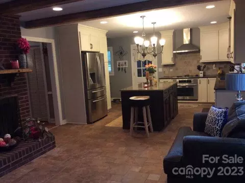 1400 Colonial Dr E, Salisbury, NC 28144 photo 5