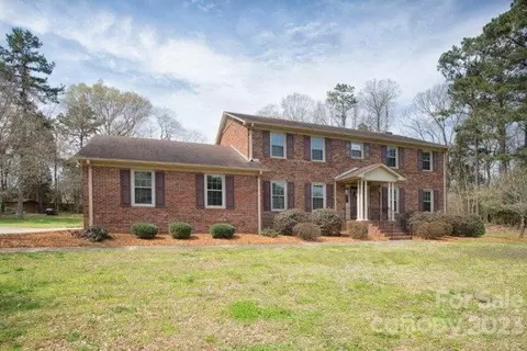 170 Regency Rd, Salisbury, NC 28147 photo 1
