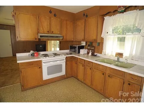 140 Eagle Dr, Salisbury, NC 28144 photo 4