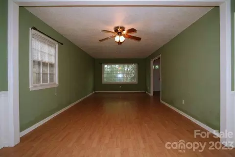 301 Wake Dr, Salisbury, NC 28144 photo 3