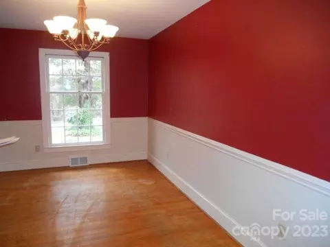 1375 Colonial Dr, Salisbury, NC 28144 photo 3