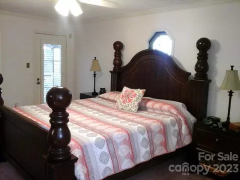 1302 Birch St, Salisbury, NC 28146 photo 2