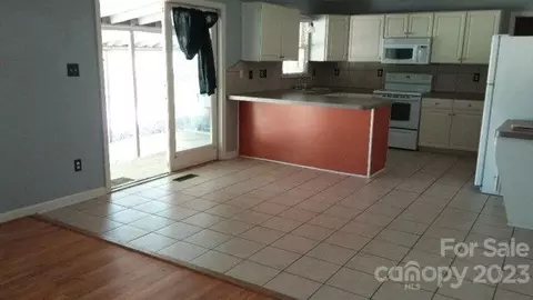 215 17th St W, Spencer, NC 28159 photo 9