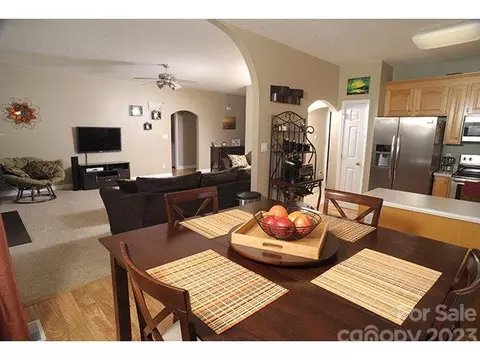 369 Chase Dr, Salisbury, NC 28147 photo 7