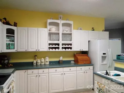 202 Oakview Dr, Salisbury, NC 28146 photo 12