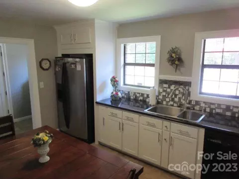 145 Roger Dr, Salisbury, NC 28147 photo 9
