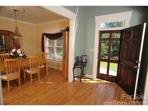 1709 Benjamin Dr, Salisbury, NC 28146 photo 2