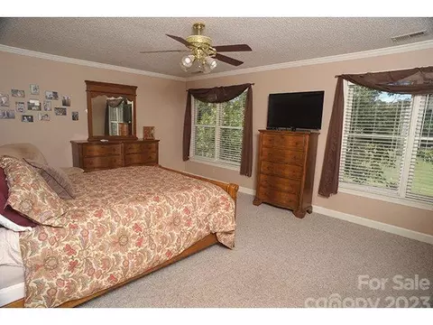 1709 Benjamin Dr, Salisbury, NC 28146 photo 14