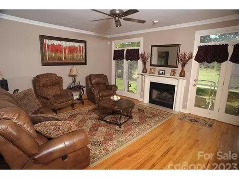 1709 Benjamin Dr, Salisbury, NC 28146 photo 5