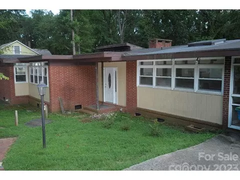 125 Corriher St E, Salisbury, NC 28144 photo 1