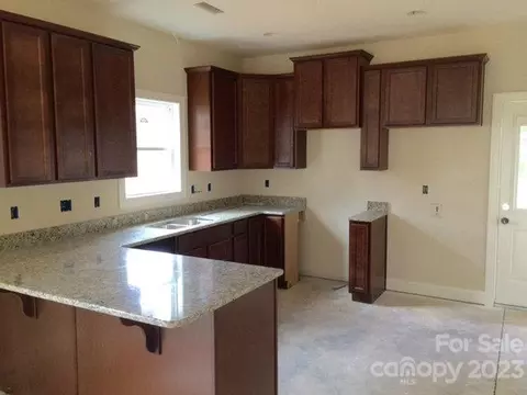 958 Mathis Ave, Salisbury, NC 28144 photo 2