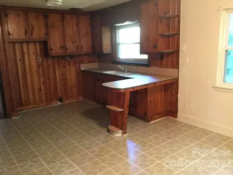 1224 Edgedale Dr, Salisbury, NC 28144 photo 3