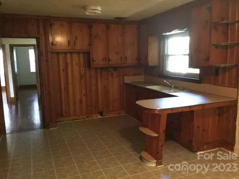 1224 Edgedale Dr, Salisbury, NC 28144 photo 4