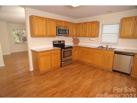 123 Pondview Dr, Salisbury, NC 28147 photo 5