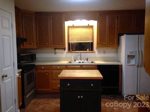135 Pinecrest St, Salisbury, NC 28146 photo 5