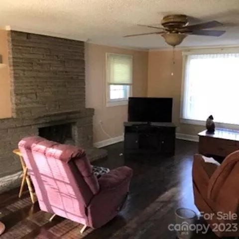 304 Harrison St, Spencer, NC 28159 photo 6