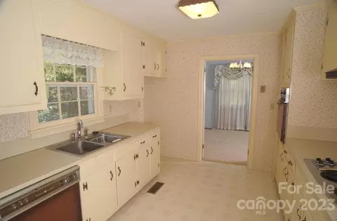 104 Willow Rd, Salisbury, NC 28147 photo 9