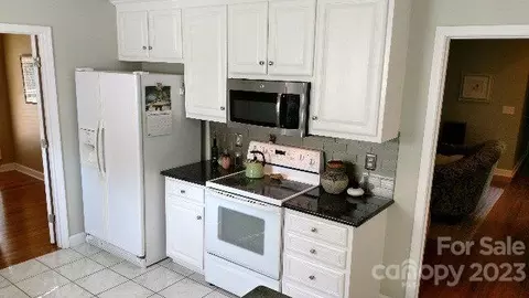 806 Overhill Rd, Salisbury, NC 28144 photo 5