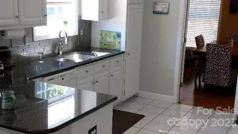 806 Overhill Rd, Salisbury, NC 28144 photo 4
