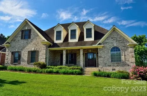 1204 Edgewater Ct, Salisbury, NC 28146 photo 1