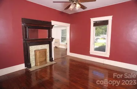 409 4th St, Spencer, NC 28159 photo 6