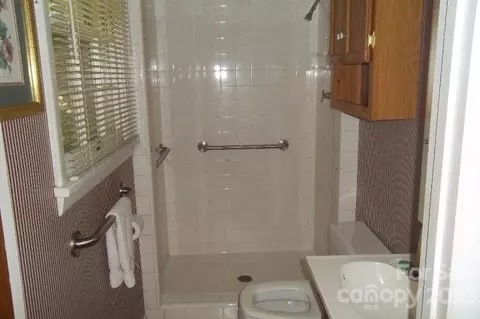 202 17th St W, Spencer, NC 28159 photo 7